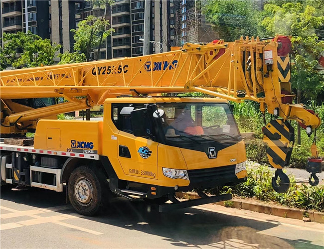 高陵区大件设备吊装租赁吊车